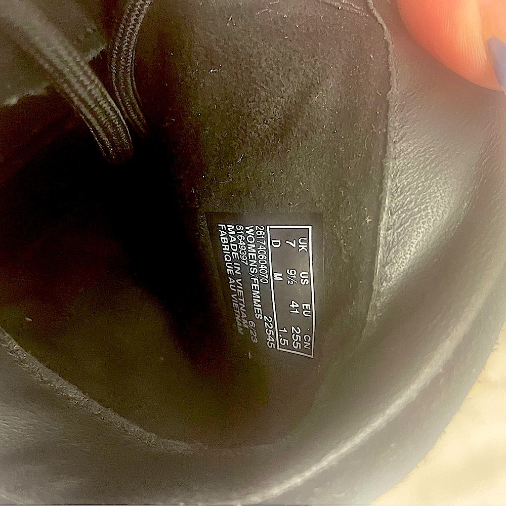 NWT-Clarks Leather Combat Boots - Picture 7 of 8